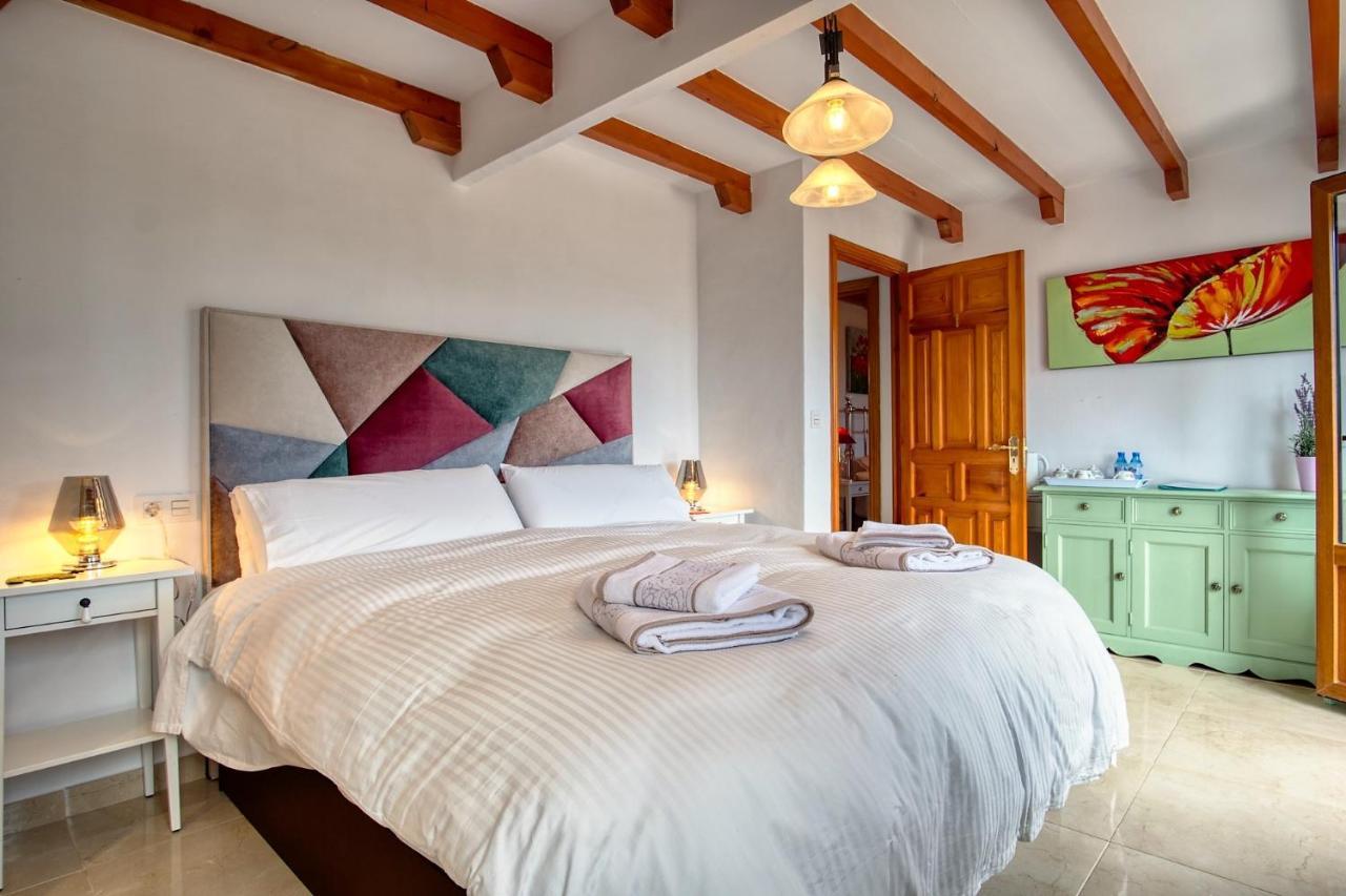 Casa Las Torres B&B Iznate Екстер'єр фото