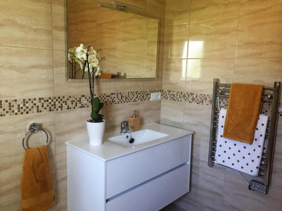 Casa Las Torres B&B Iznate Екстер'єр фото
